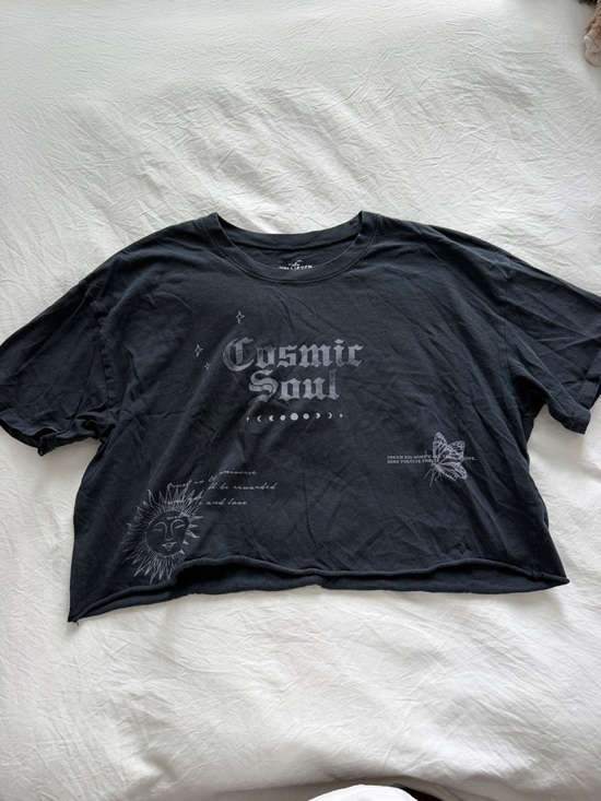 Hollister Tops - Hollister Black 'Cosmic Soul' Graphic Crop Tee